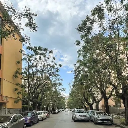 Pisacane Apartman *